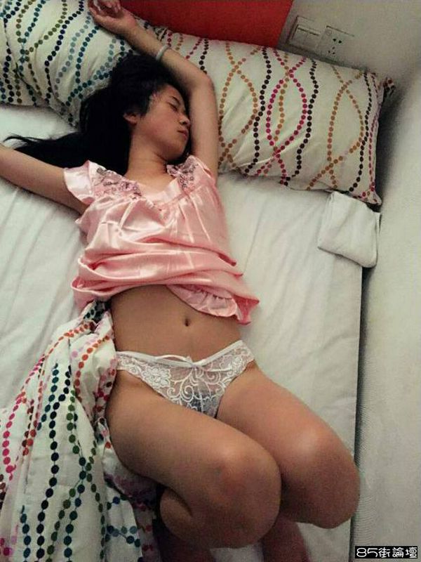 溫柔小女友十分的舒服迷人