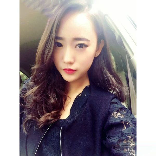 顏值在線，極品騷女，請大力輸出