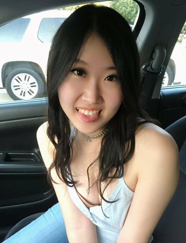 露臉美女4 7月24日更新