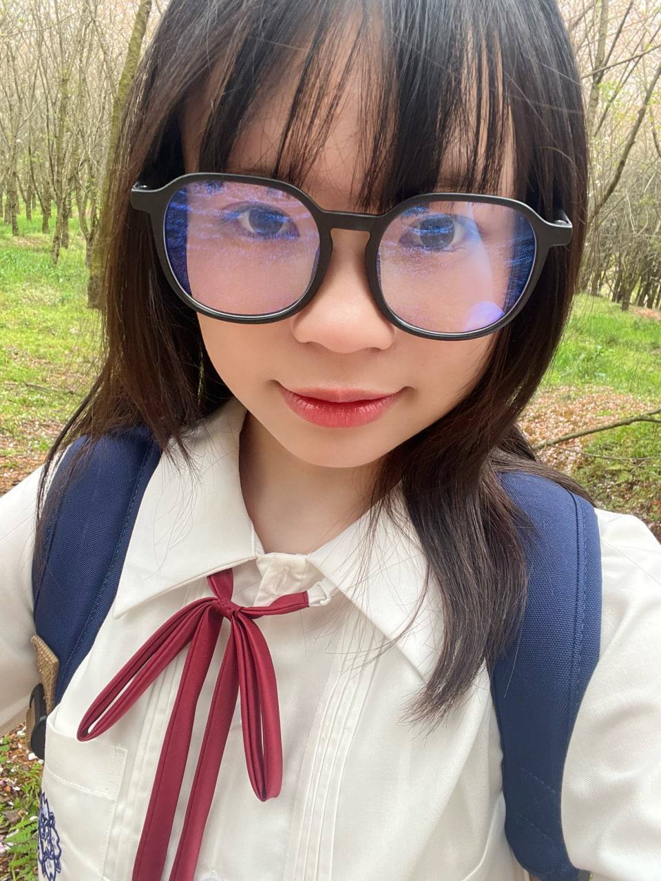 072902 露臉美女