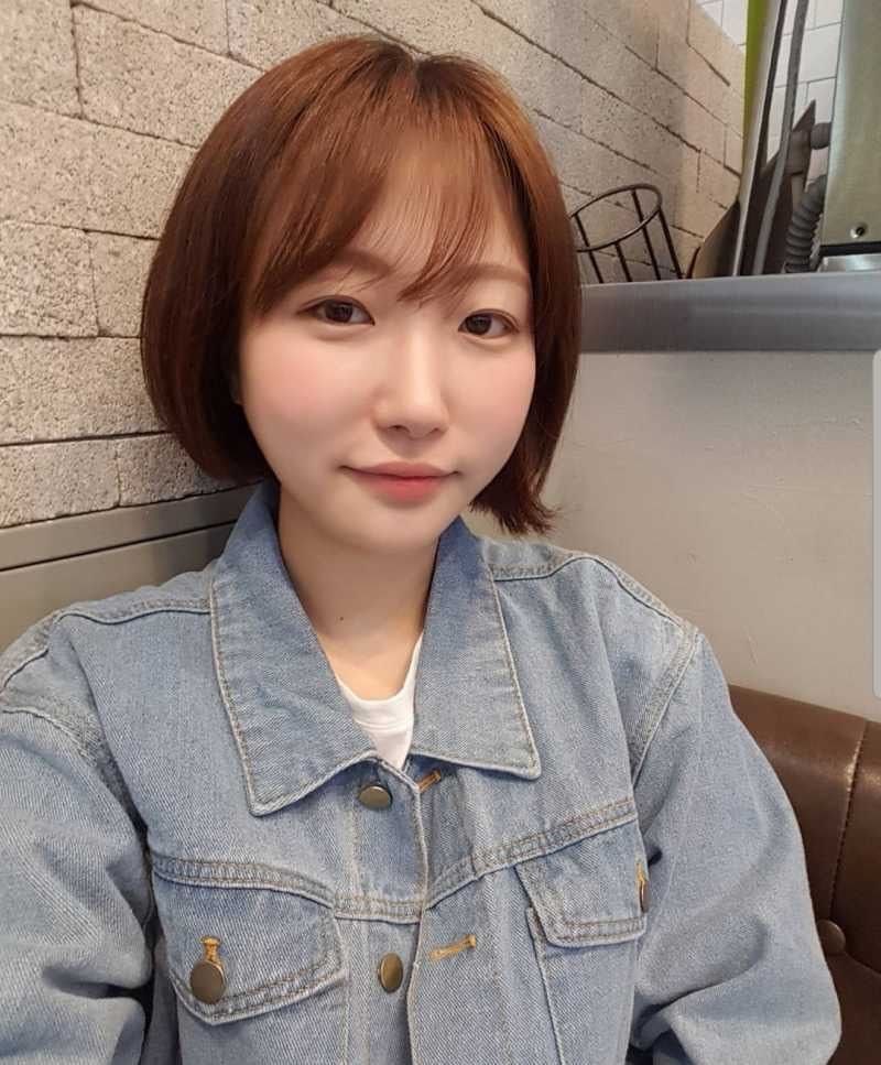 072902 露臉美女