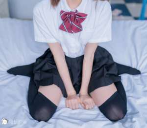 害羞的鄰家女孩