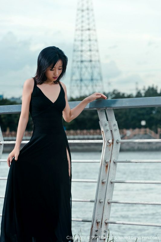我和不穿內(nèi)衣褲的小姨子