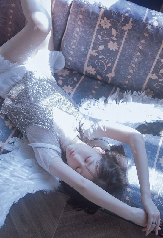 淫蕩同學姐妹