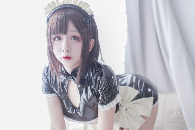 化妝品公司的OL處女