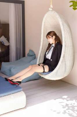 藝術學院女教師