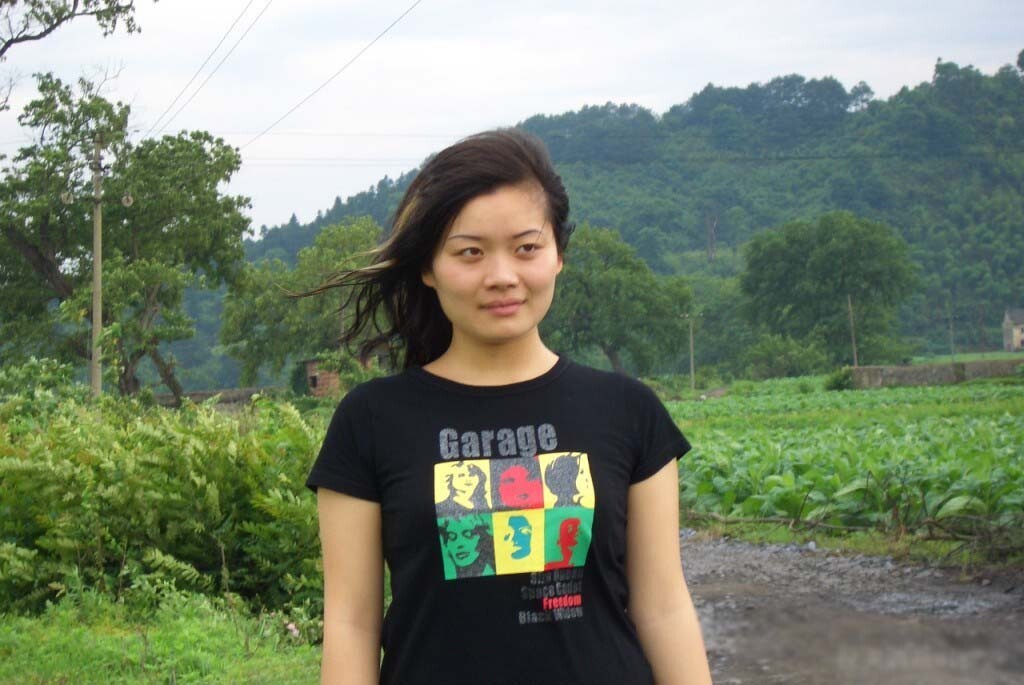 露臉美女