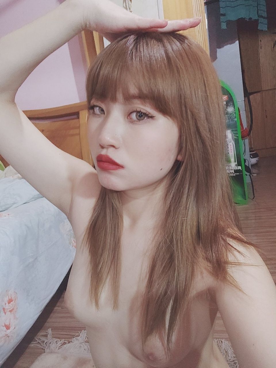 露臉美女