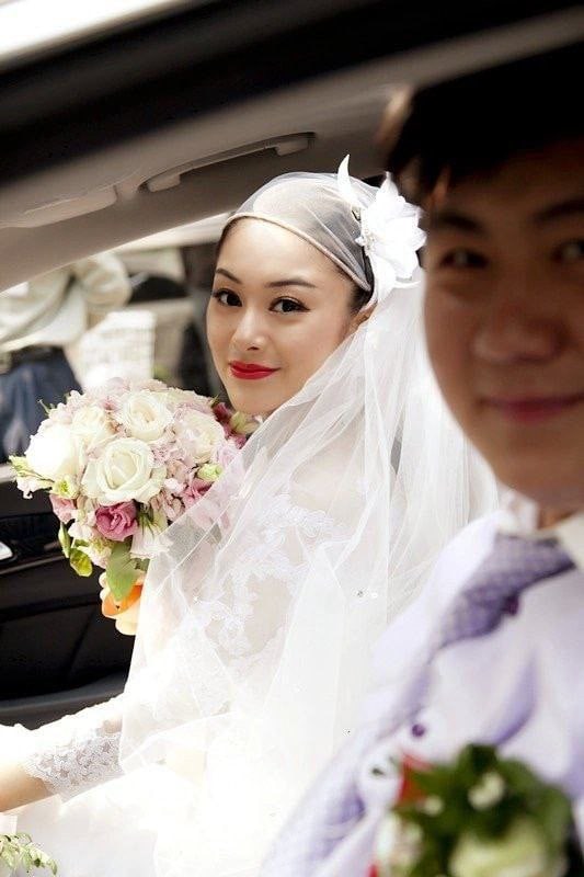 床下貴婦床上蕩婦，精選露臉反差婊美乳嫩穴