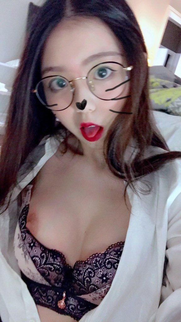 床下貴婦床上蕩婦，精選露臉反差婊美乳嫩穴