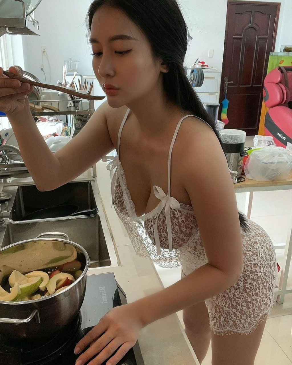 床下貴婦床上蕩婦，精選露臉反差婊美乳嫩穴