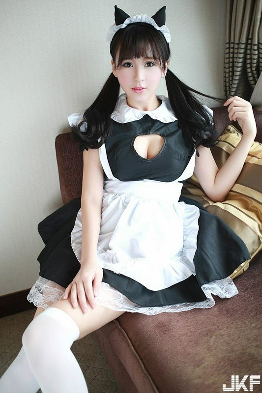 嬌媚女仆唐雨辰制服誘惑美乳搶鏡