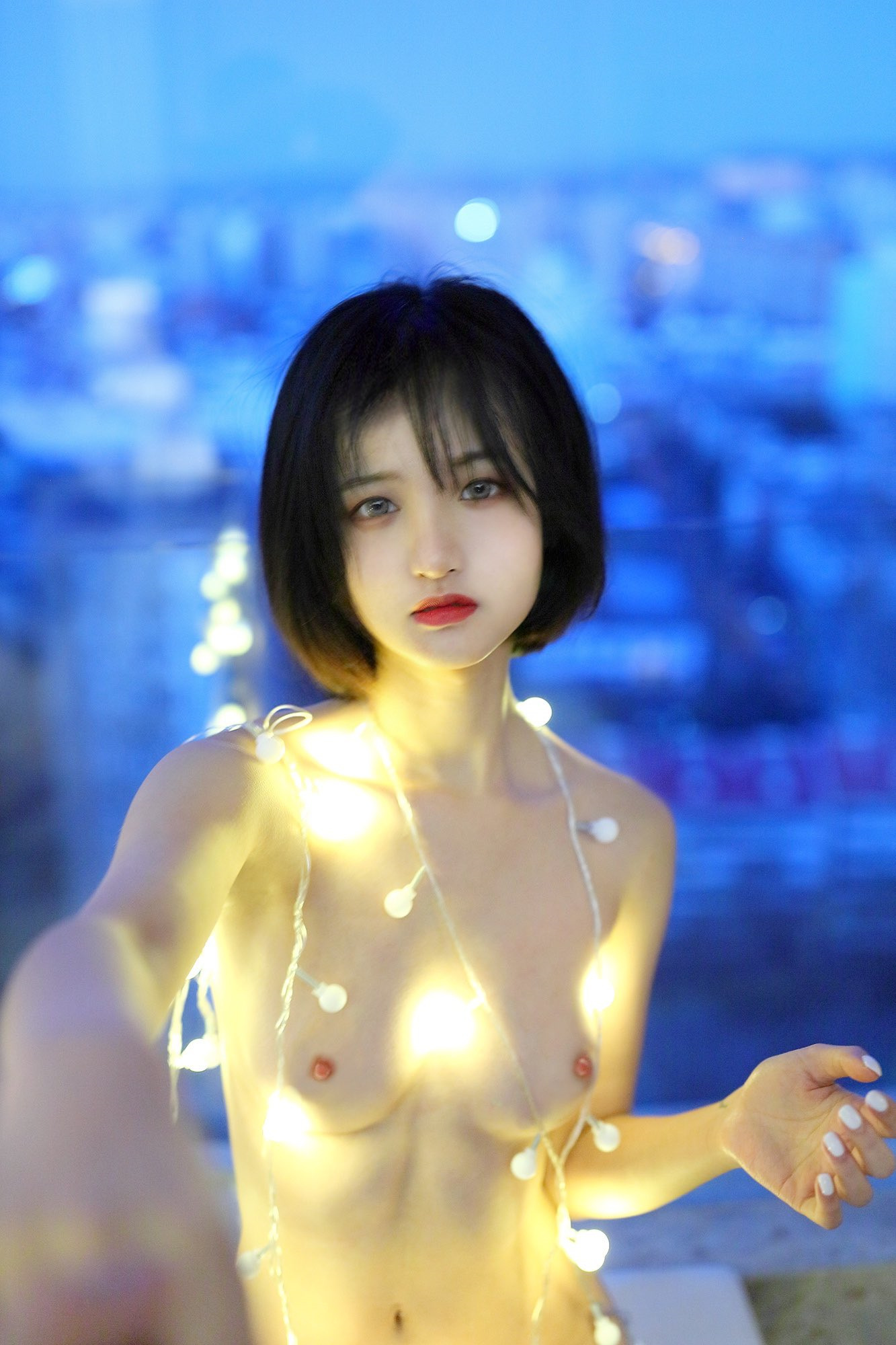 圓圓的翹臀，長(zhǎng)長(zhǎng)的大腿，白白的奶子，都是你喜歡的美嬌娘，第一季