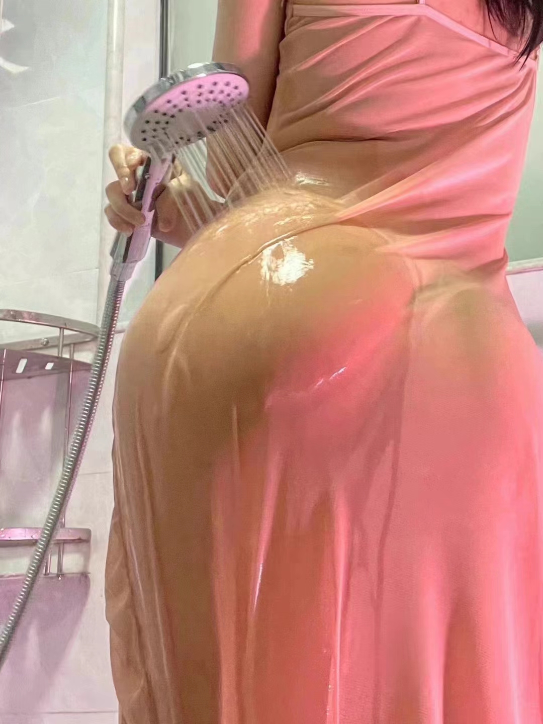 如果說胸部是女人性感的指標，那么屁股就是女人曲線的殺手—美臀!