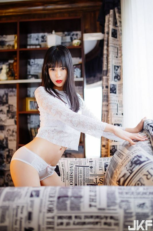 推女郎艾栗栗唯美套圖