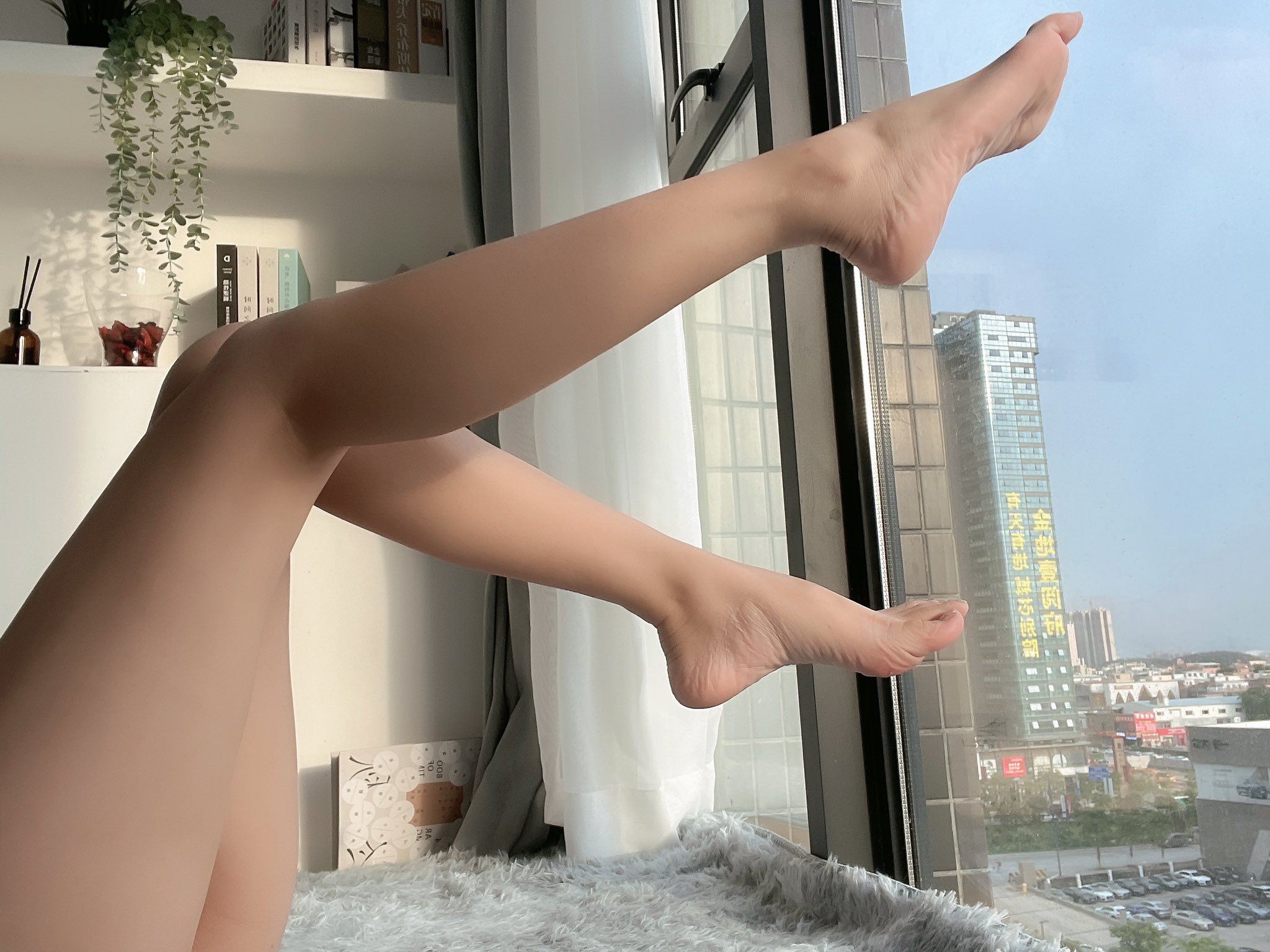 絲襪美腿繼續(xù)安排