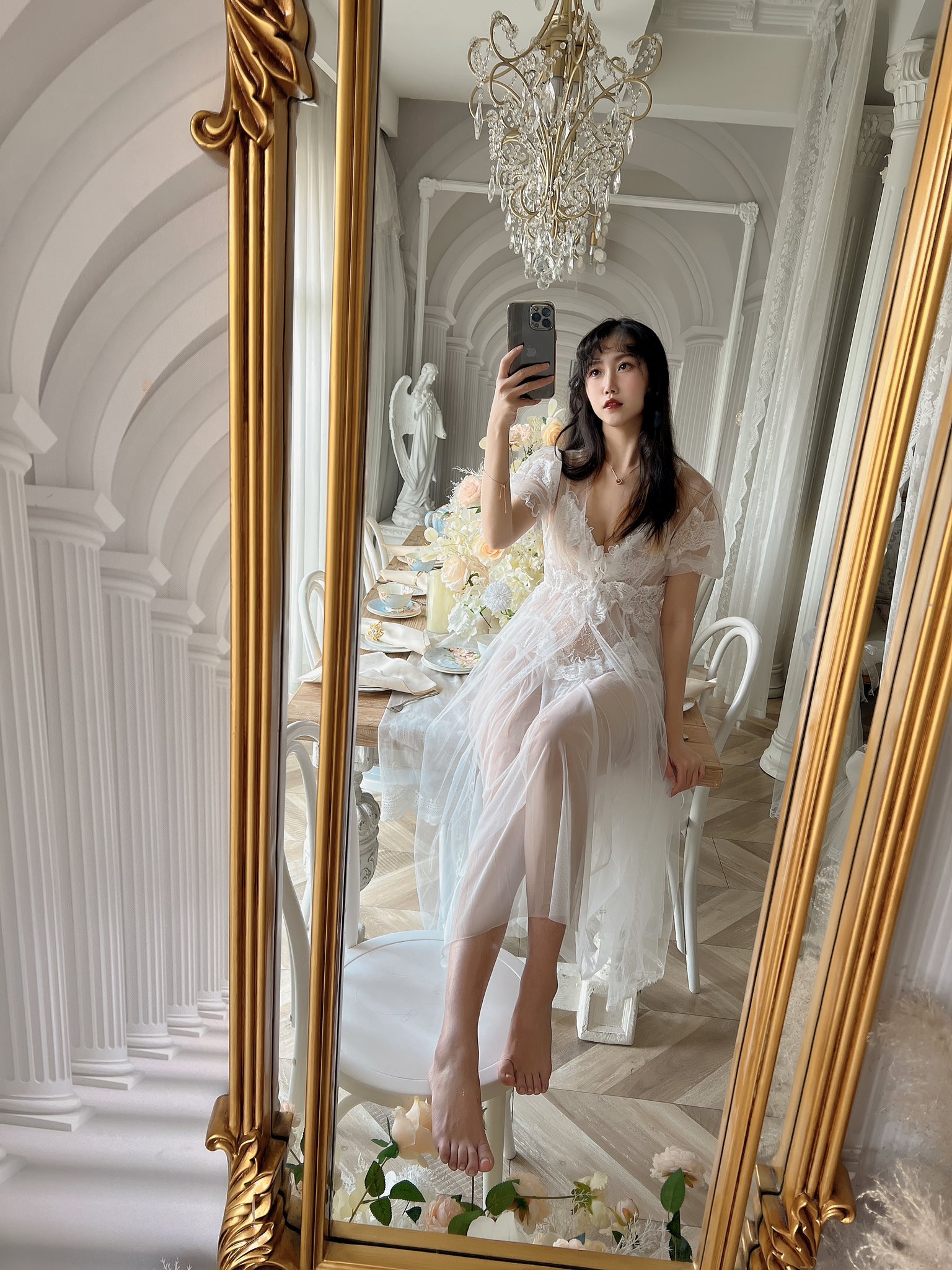 女仆來我家做飯了