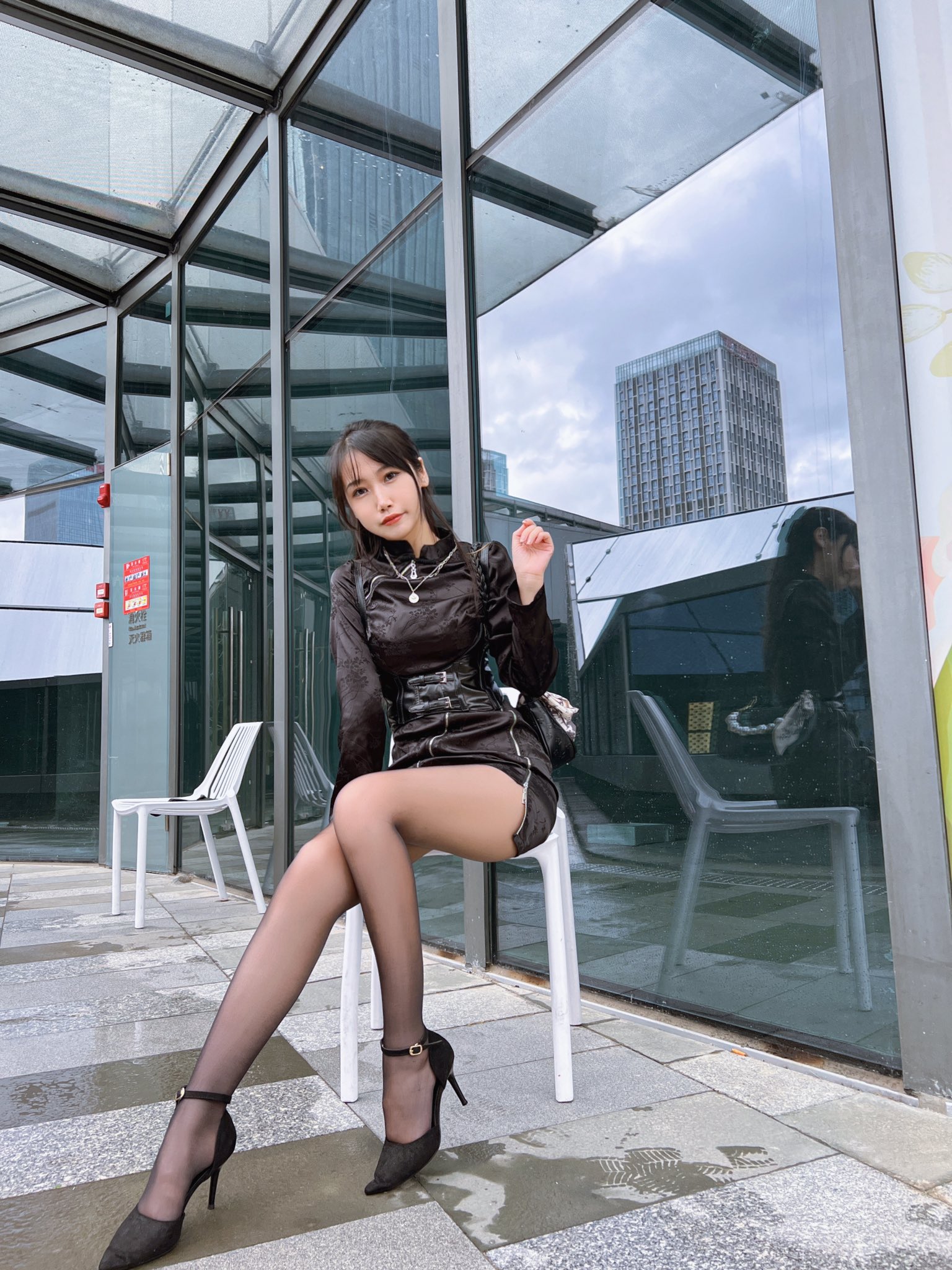 女仆來我家做飯了