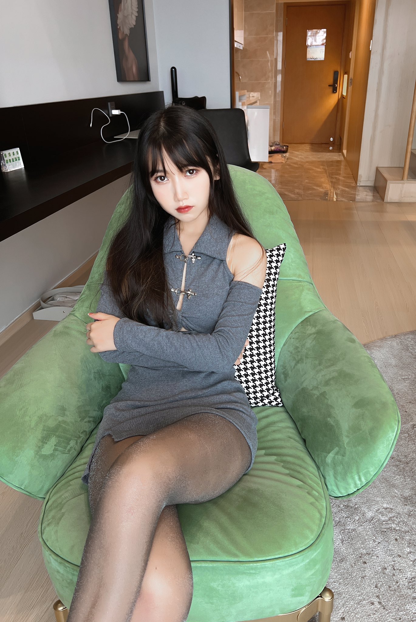 女仆來我家做飯了