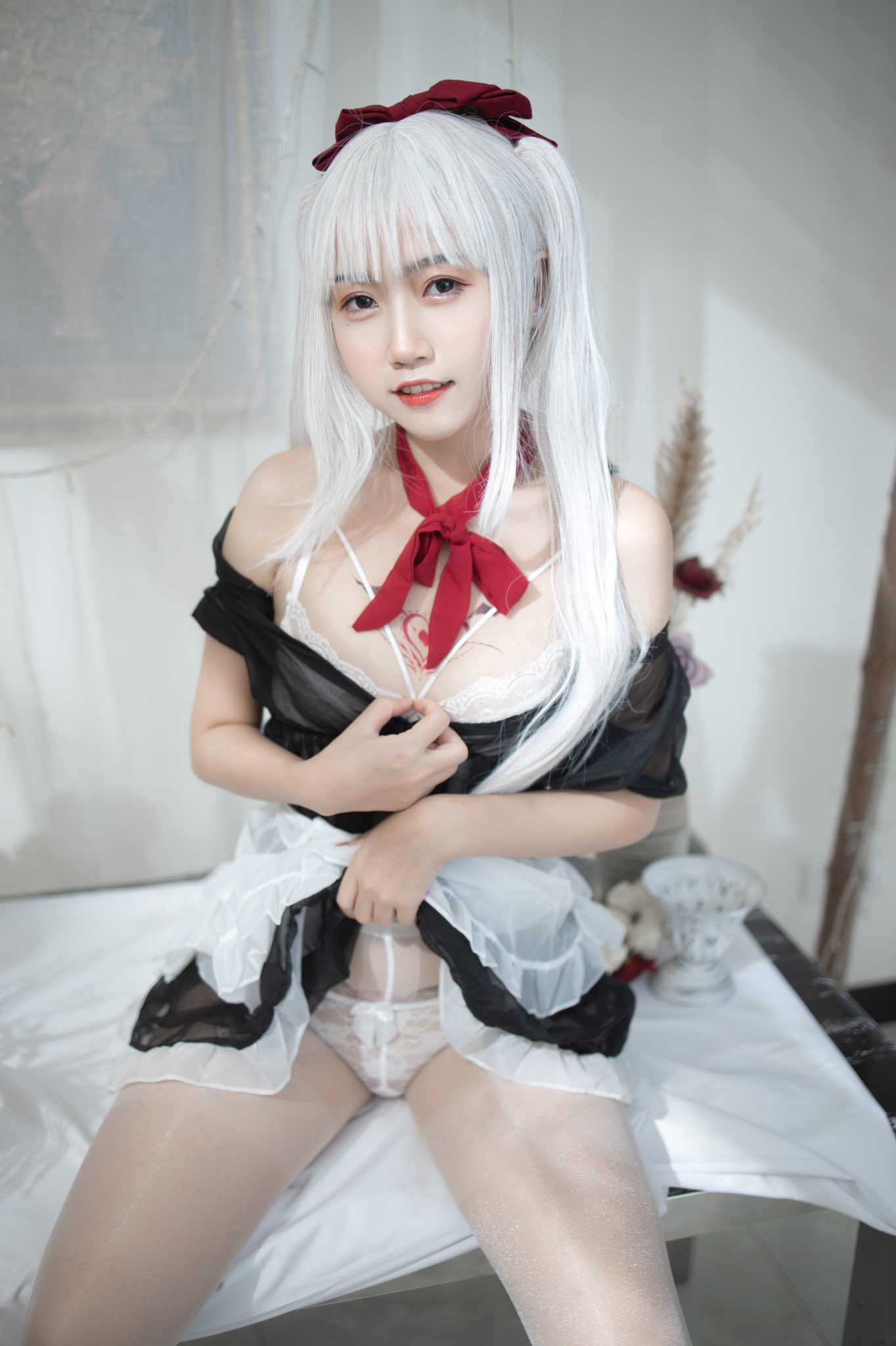 女仆來我家做飯了