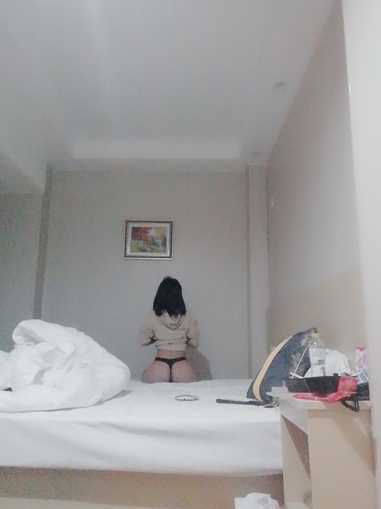 各種名器粉鮑魚白虎 一
