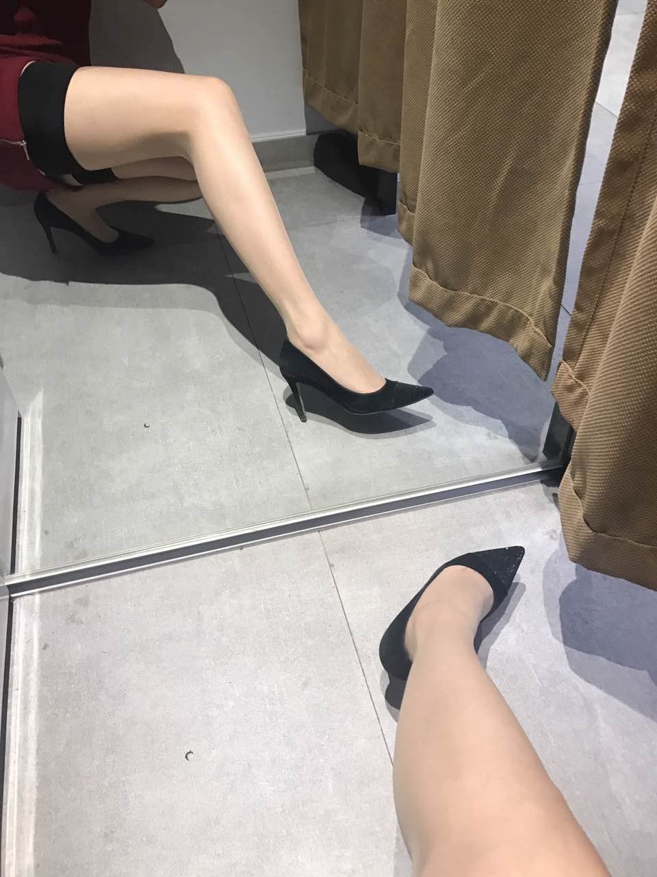 美腿圖片欣賞2022122601