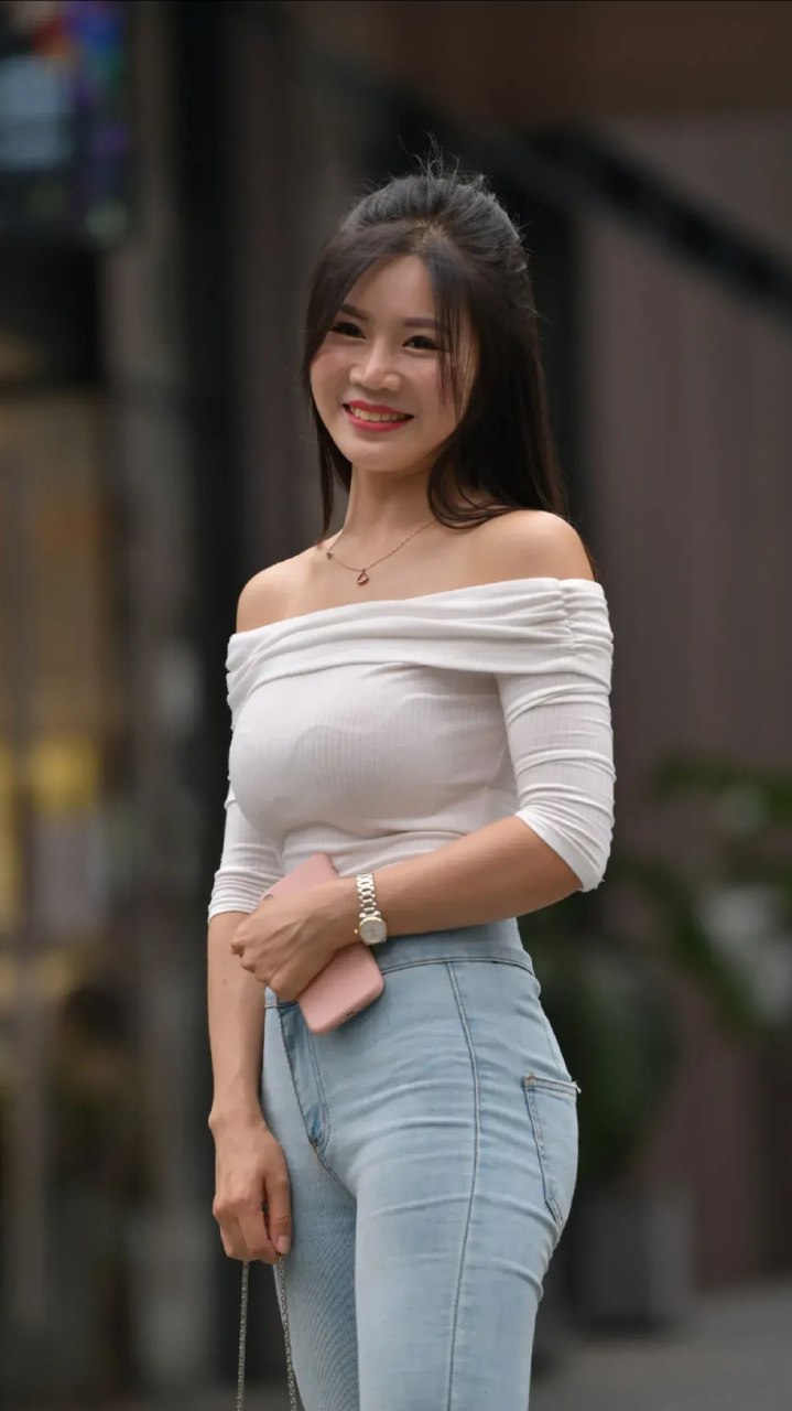 喜歡對比褪去衣服后的樣子