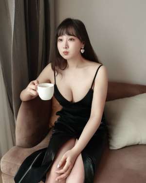 嫵媚的榨精小妖精，不僅魔人還很會做服務哦