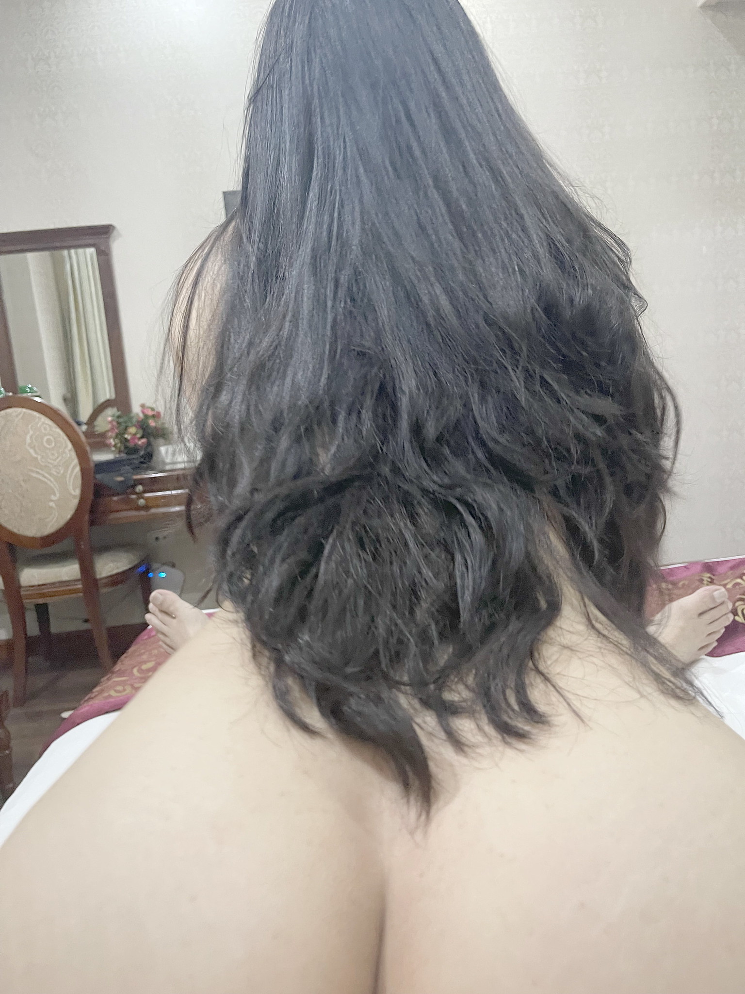 情人不吃窩邊草，干過騷逼都說好