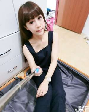 無雙樂團可愛女孩溫盈鈞!黑長直加上動人大眼!