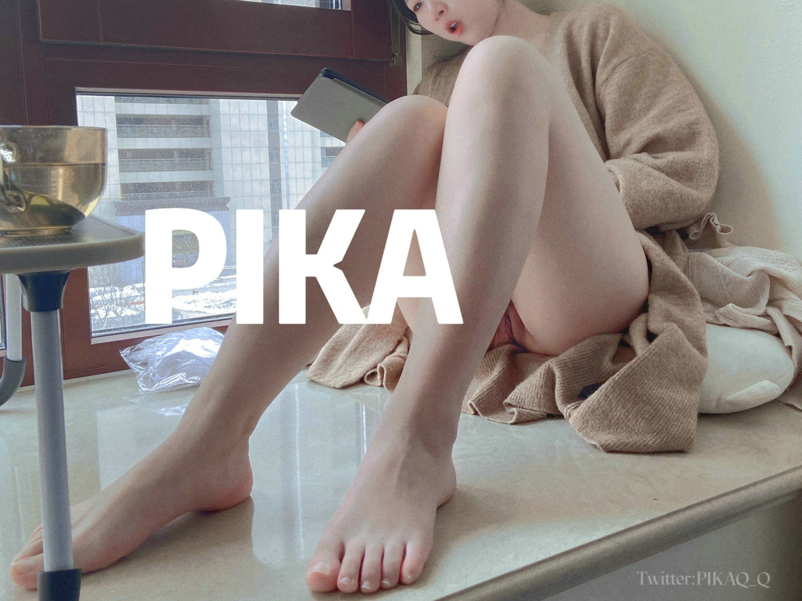 推上一位人間極品妹子PIKA 巨臀M腿 細(xì)皮嫩肉 貌若天仙