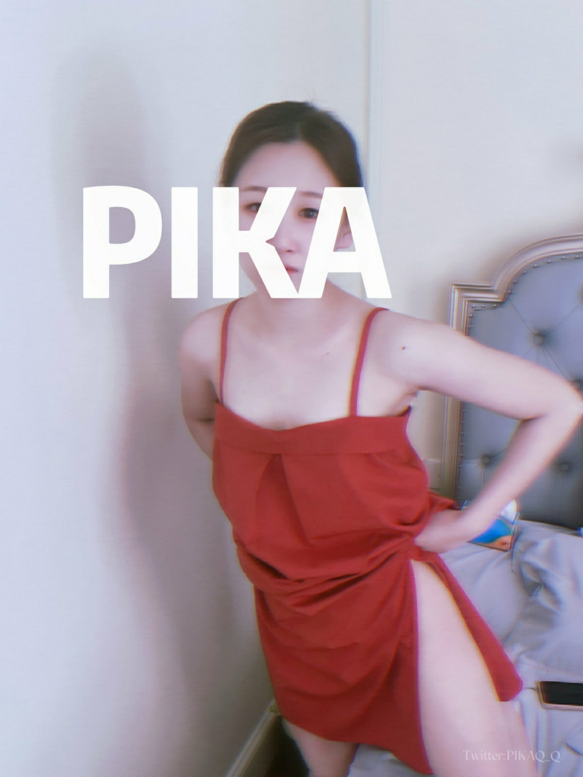 推上一位人間極品妹子PIKA 巨臀M腿 細(xì)皮嫩肉 貌若天仙