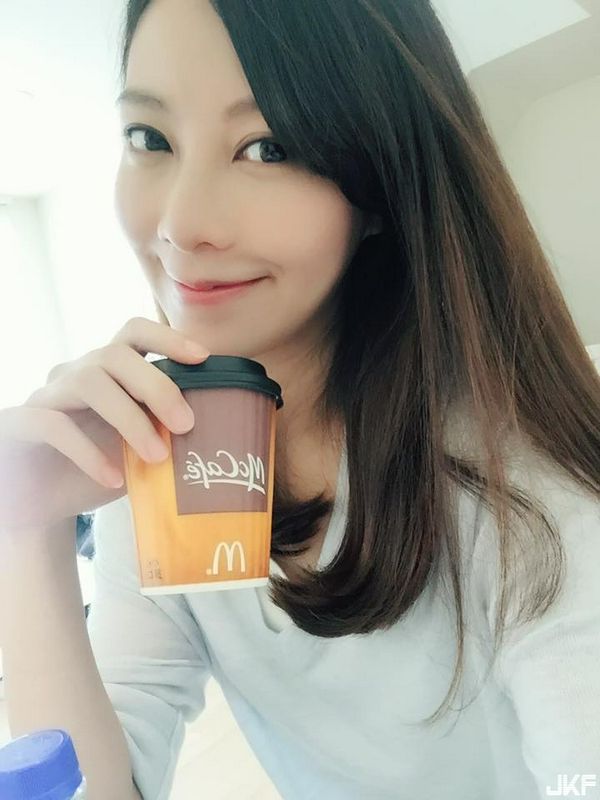 氣質破表甜美高挑正妹黃亞琳天堂鳥
