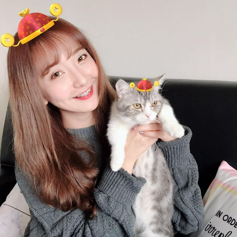 天菜小姐姐白嫩歐派激情翹臀蕎蕎視覺(jué)超沖擊