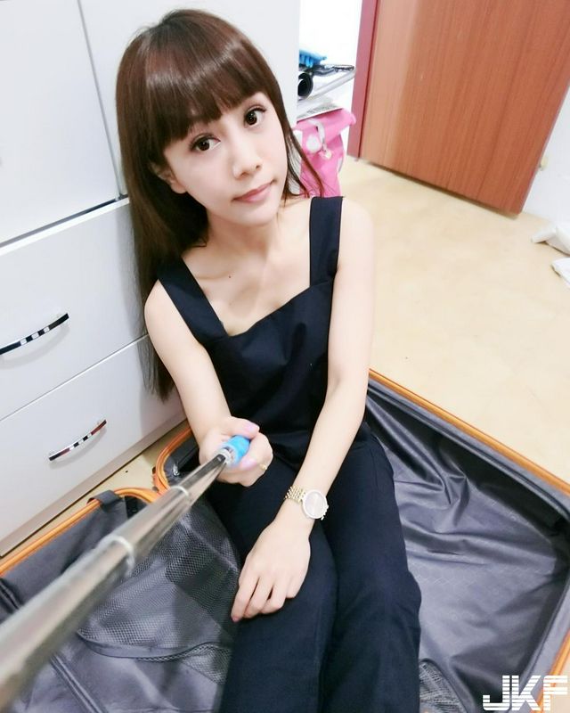 無雙樂團可愛女孩溫盈鈞!黑長直加上動人大眼!