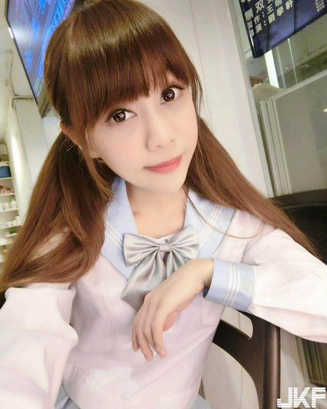 無雙樂團可愛女孩溫盈鈞!黑長直加上動人大眼!