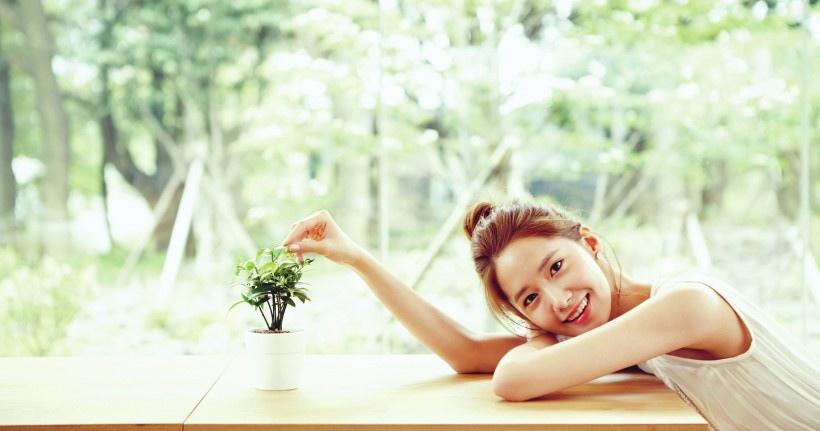韓國美女明星林允兒寫真