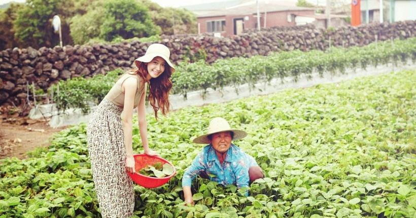 韓國美女明星林允兒寫真