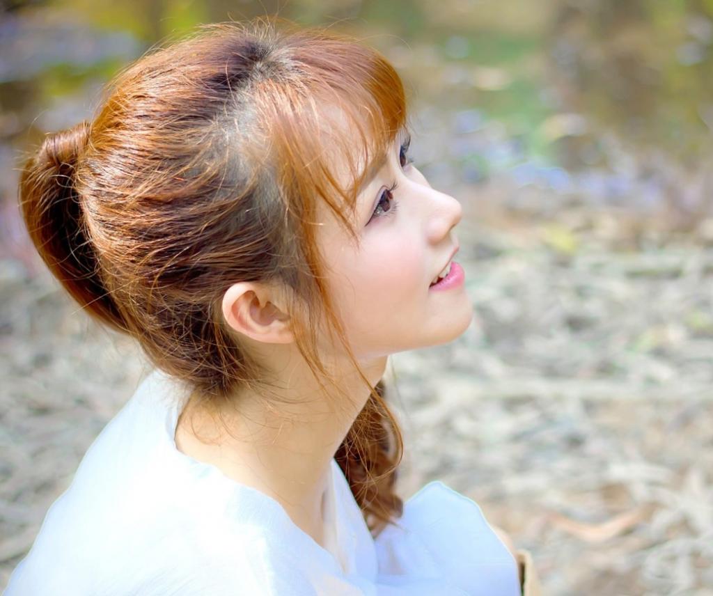 森系女神清晨綠野寫真私照
