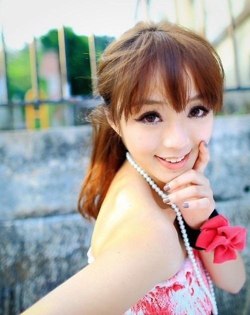 花裙女生夏日靚麗又清新性感