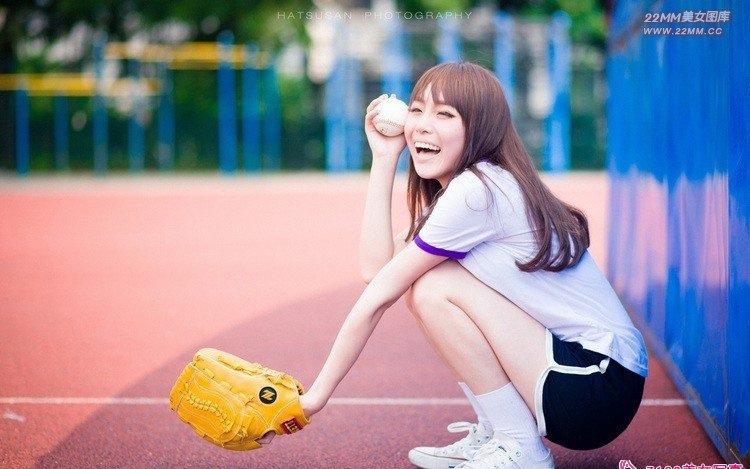 愛情操場上的親純妹妹寫真