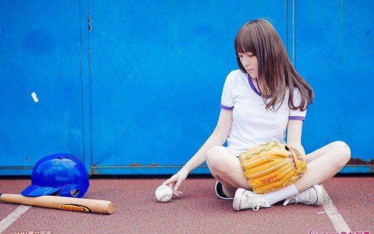 愛情操場上的親純妹妹寫真