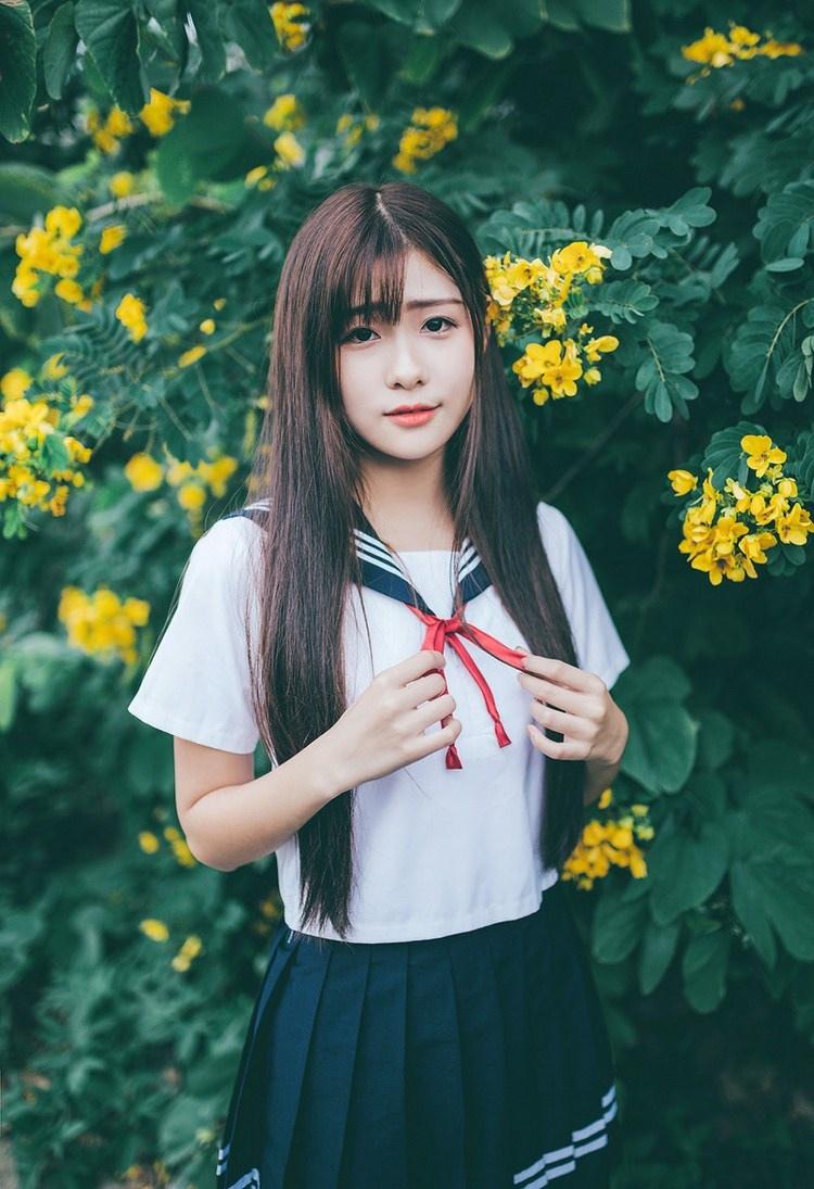 嬌艷驚人校園美女
