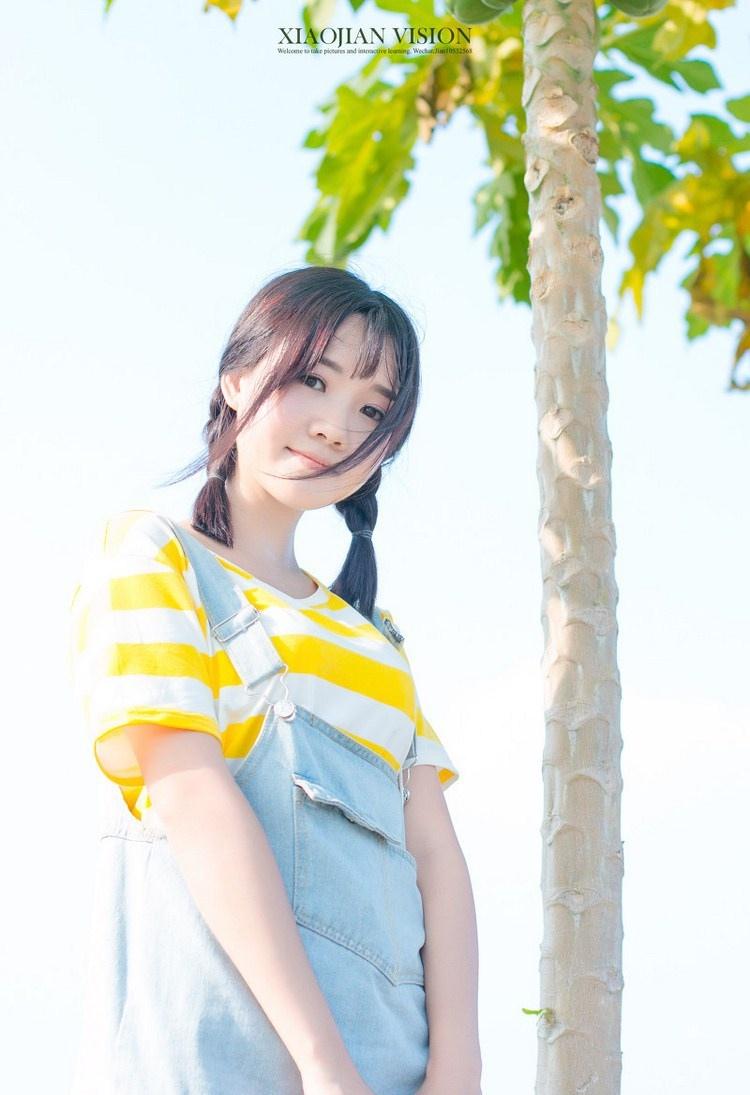 清純天然美女戶外一日游隨拍寫真圖片