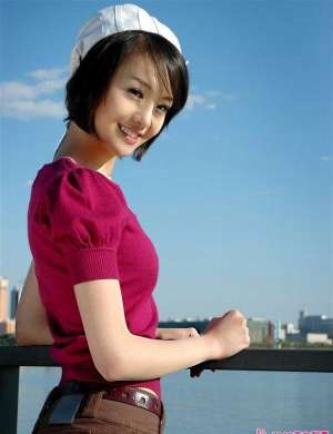 當紅玉女鄭爽時尚寫真
