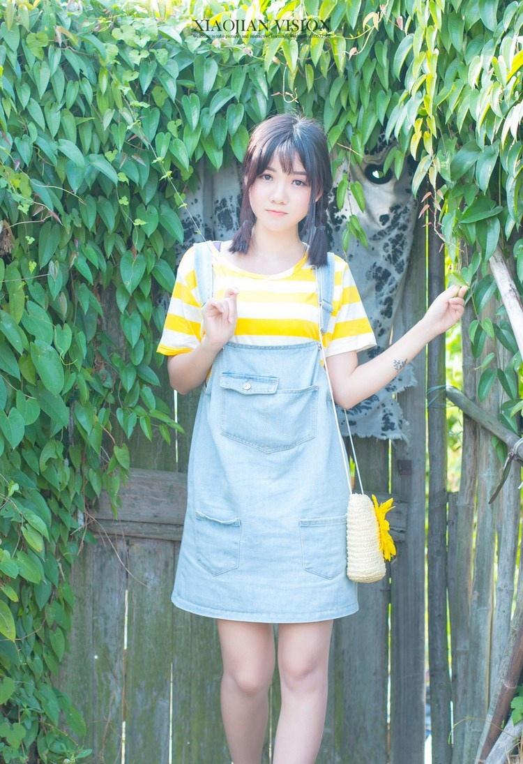 清純天然美女戶外一日游隨拍寫真圖片