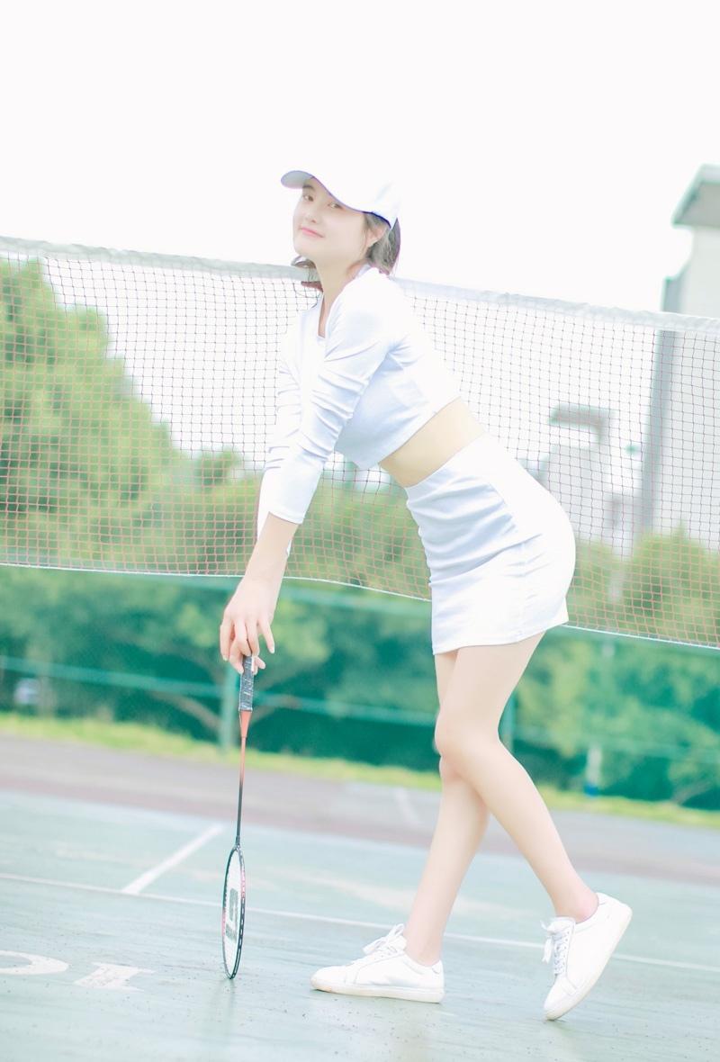 羽毛球少女白皙嬌嫩活力無限寫真
