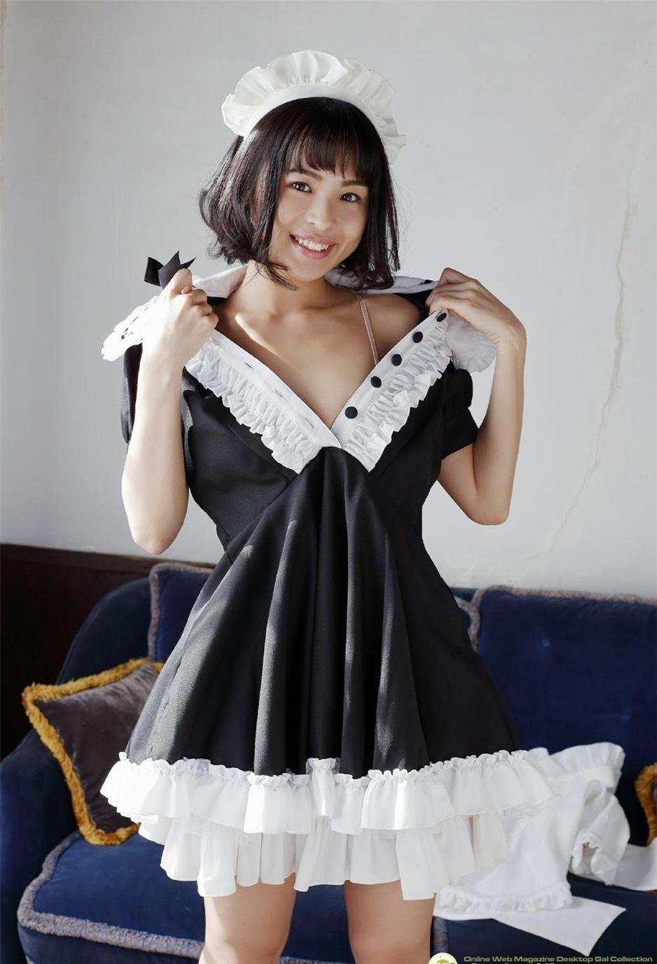 90后短發(fā)女神性感撩人女仆裝寫真