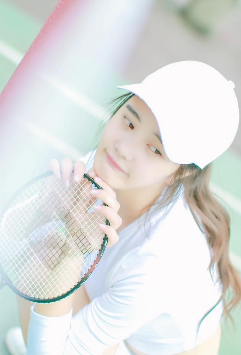 羽毛球少女白皙嬌嫩活力無限寫真