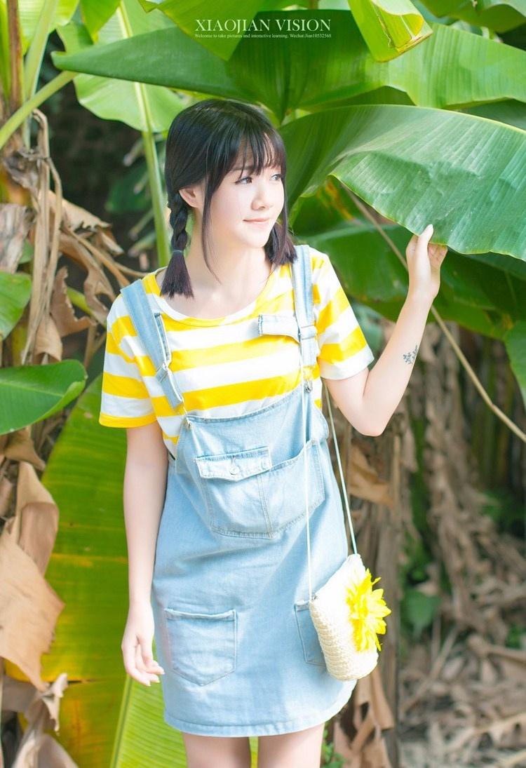 清純天然美女戶外一日游隨拍寫真圖片